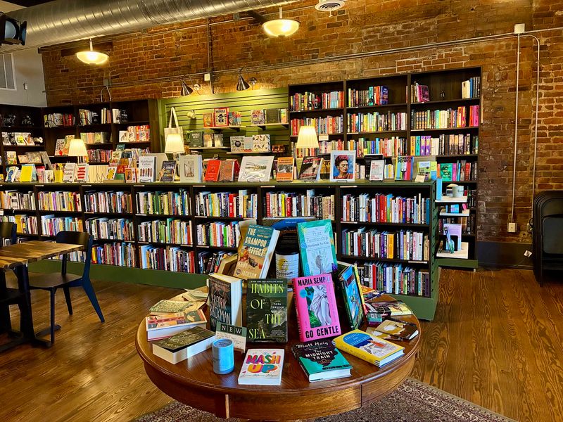 Pennington's Books - Chattanooga