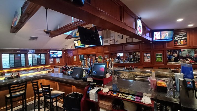 Pete & Elda's Bar-Carmen's Pizzeria - Neptune City