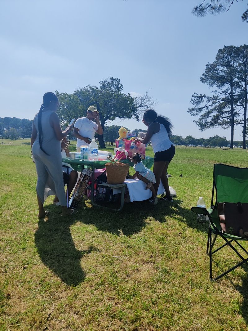 Picnic Tables and Spaces for Full Day Hangouts