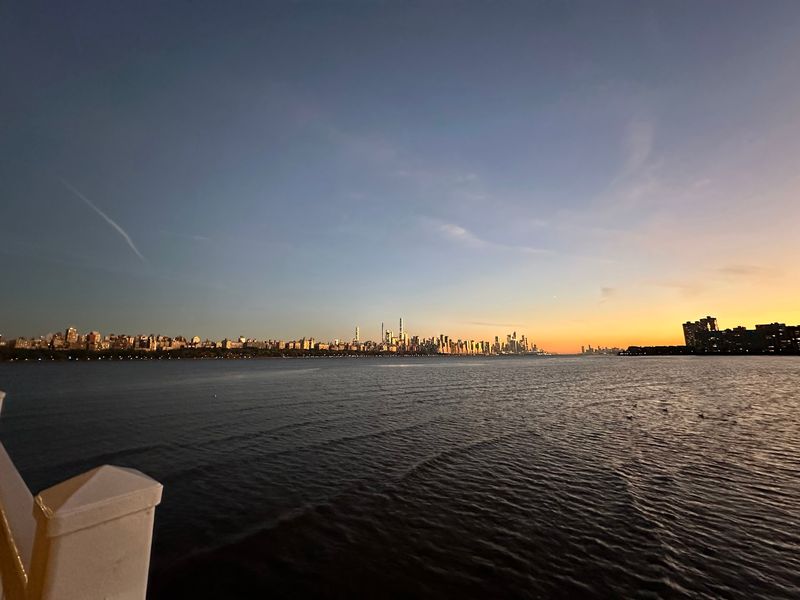 Pier 115 Bar & Grill - Edgewater Pier 115 Bar & Grill - Edgewater