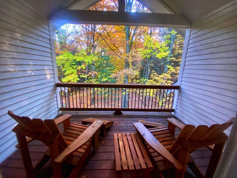 Pigeon Creek Inn - Holland Pigeon Creek Inn - Holland