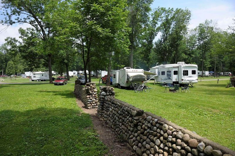 Pleasant Hill Lake Park, Perrysville