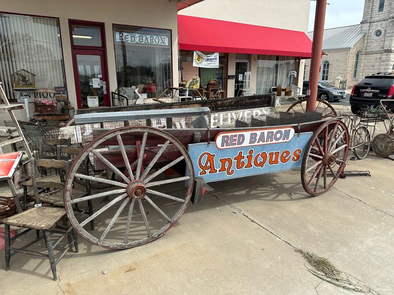 Prime Main Street Location In The Heart Of Fredericksburg