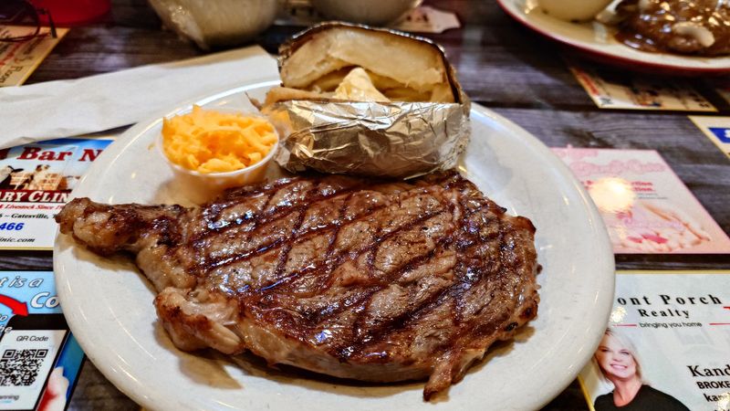 Prime Rib That Brings Folks Back Weekly