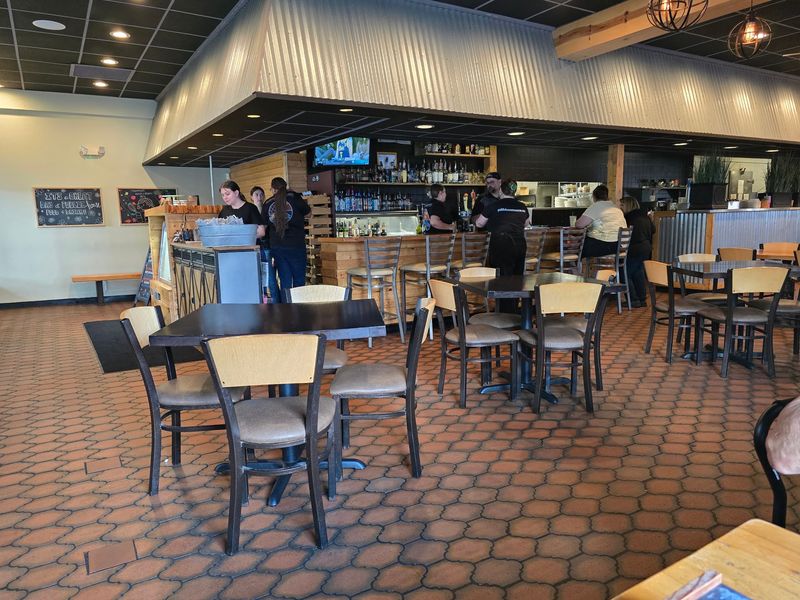 Public House Food + Drink - Monroe