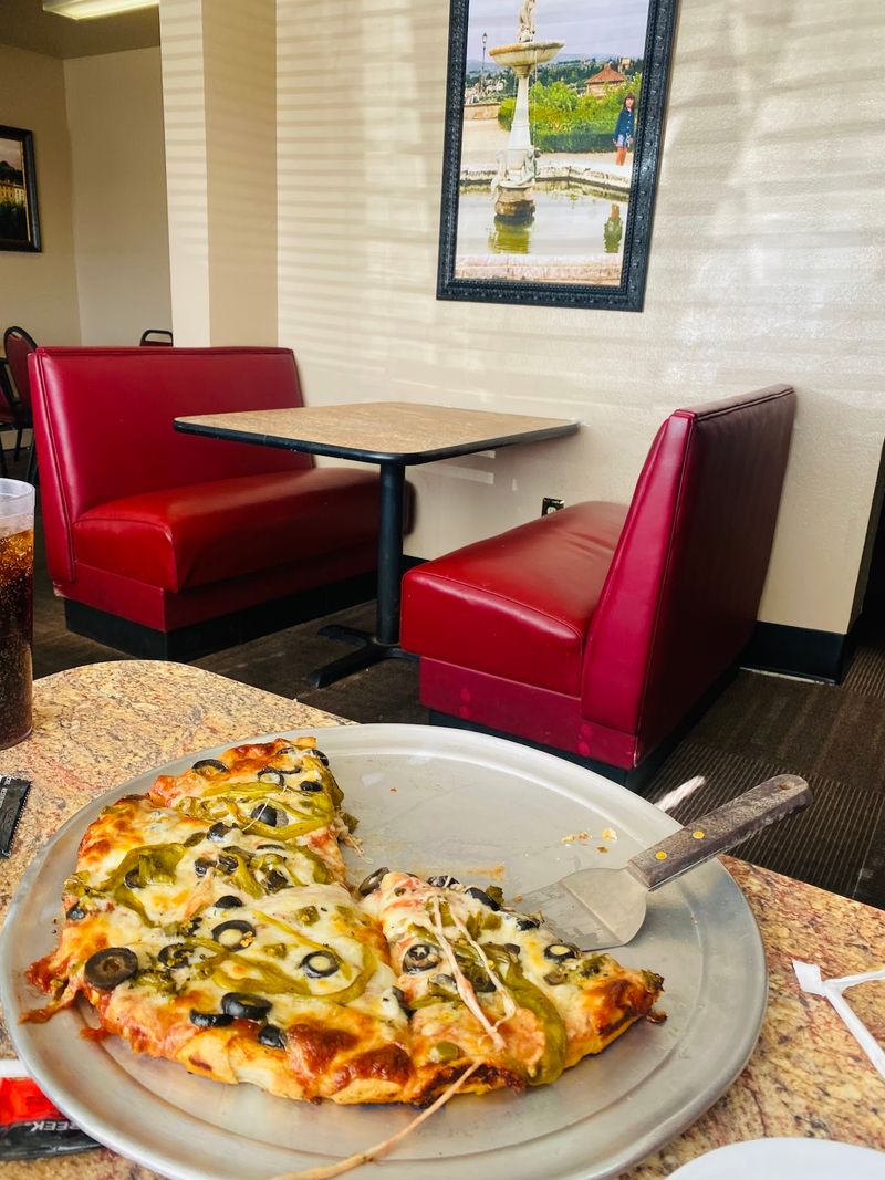 Ianne’s Pizzeria (Pueblo) Ianne’s Pizzeria (Pueblo)