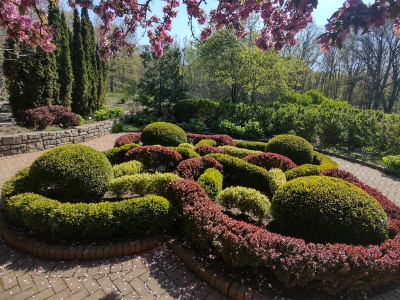 Quiet Paths Through Inniswood Metro Gardens, Westerville