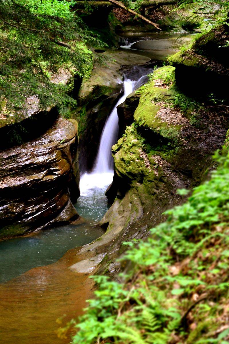 Ravines, Rock, And Storybook Scenery Ravines, Rock, And Storybook Scenery
