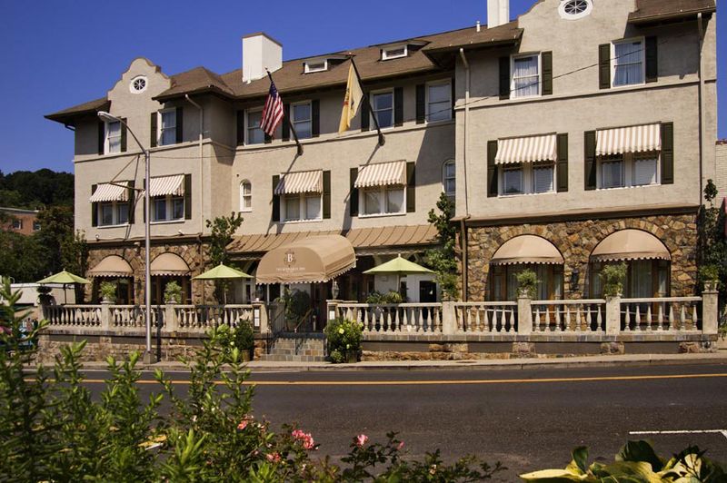 Red Horse by David Burke at The Bernards Inn - Bernardsville Red Horse by David Burke at The Bernards Inn - Bernardsville