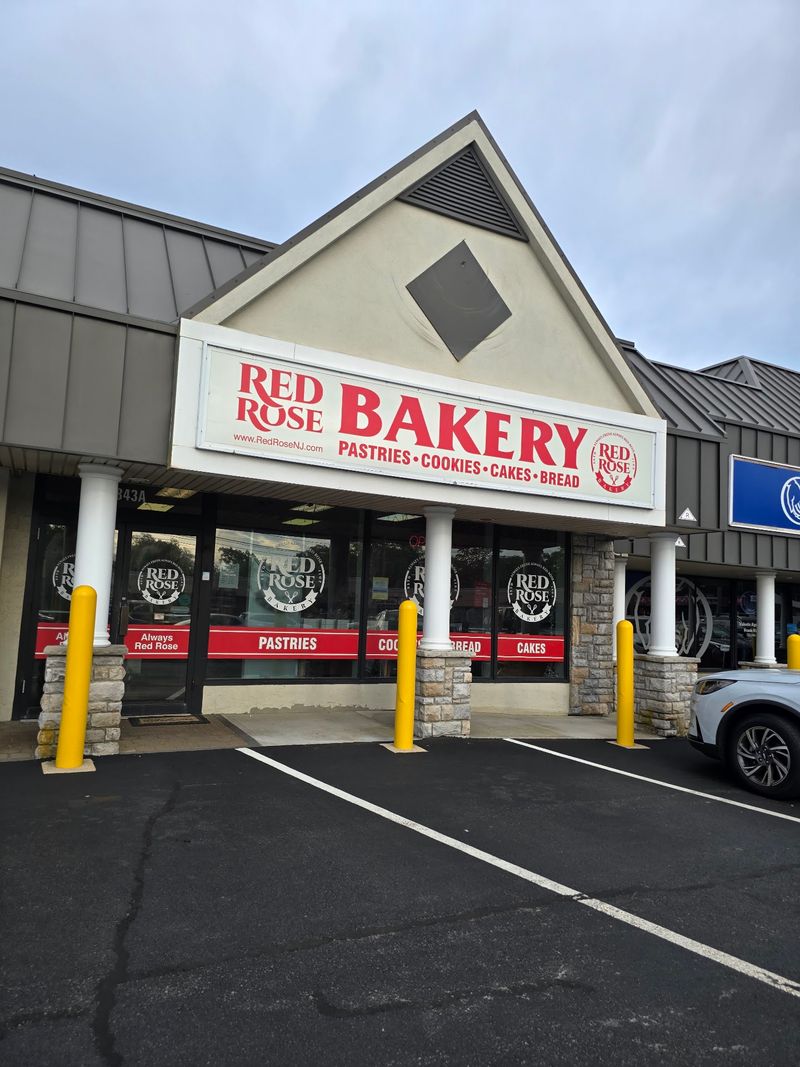 Red Rose Bakery