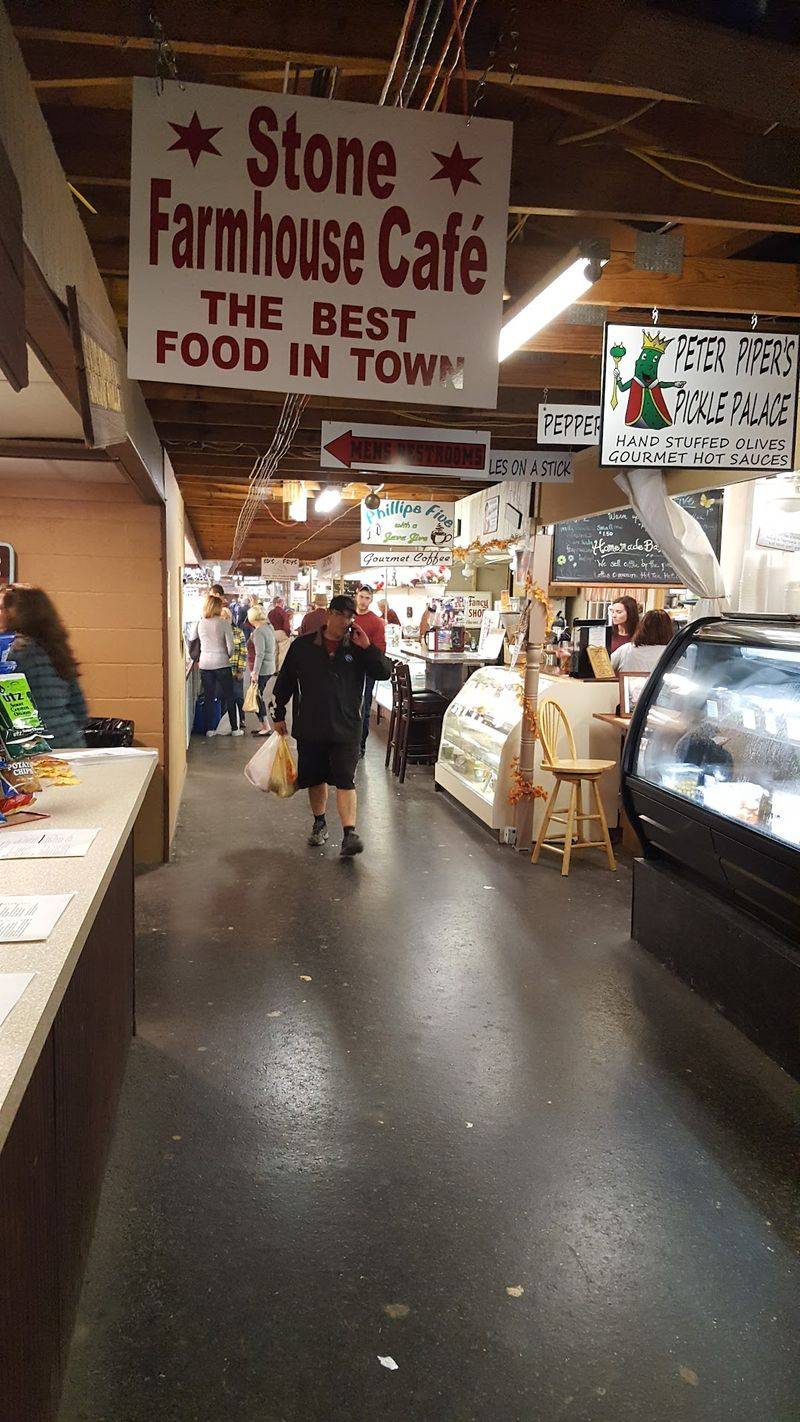 Renninger’s Antique & Farmers Market Renninger’s Antique & Farmers Market