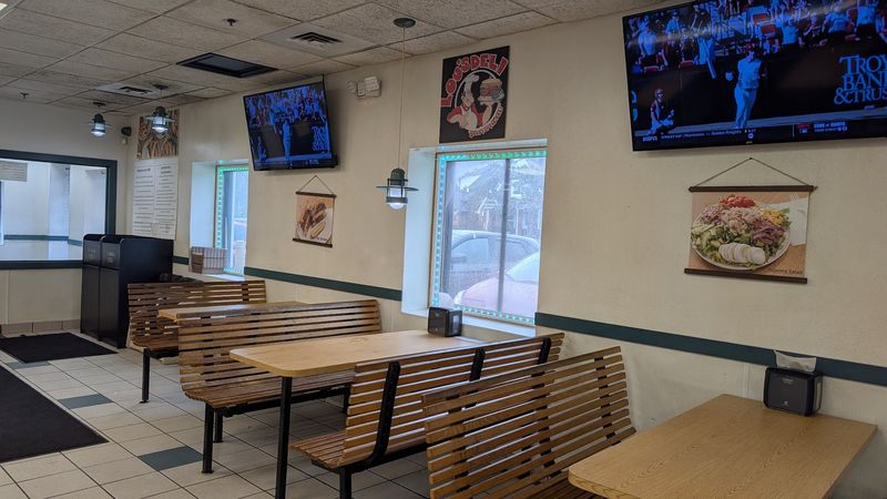 Retro booths, quick orders, and a room with history on it