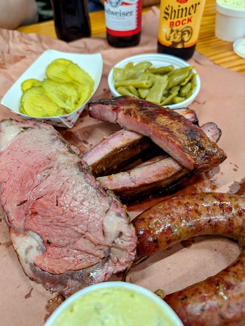 Ribs Worth Lining Up For