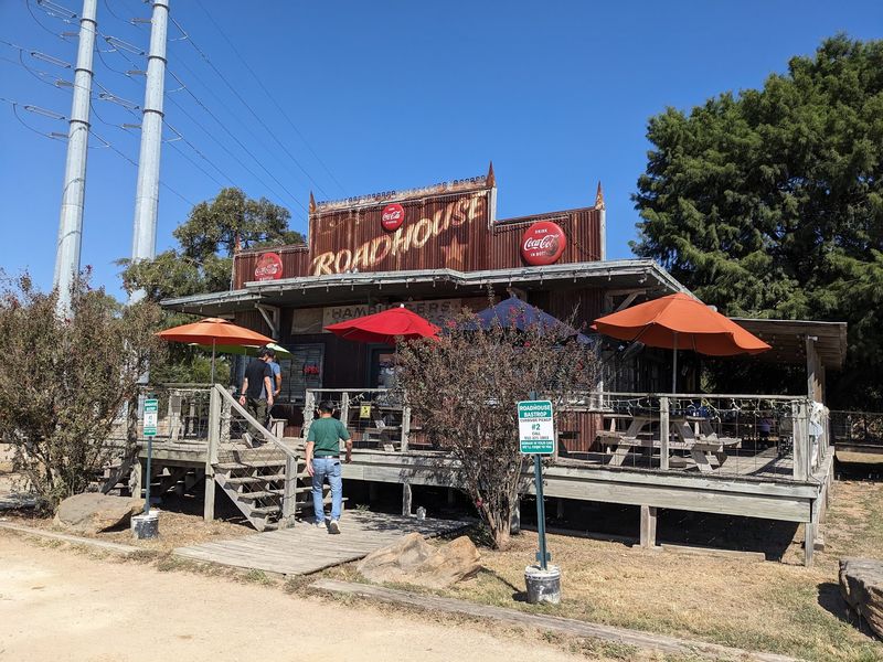 Roadhouse Bastrop (Bastrop)