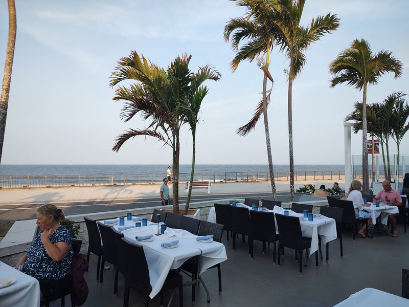 Rooney's Oceanfront Restaurant - Long Branch