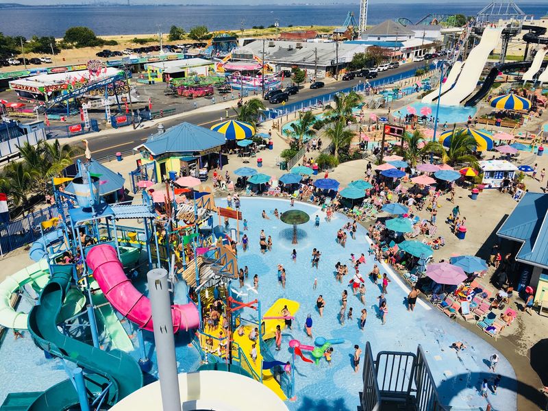 Runaway Rapids - Keansburg Runaway Rapids - Keansburg