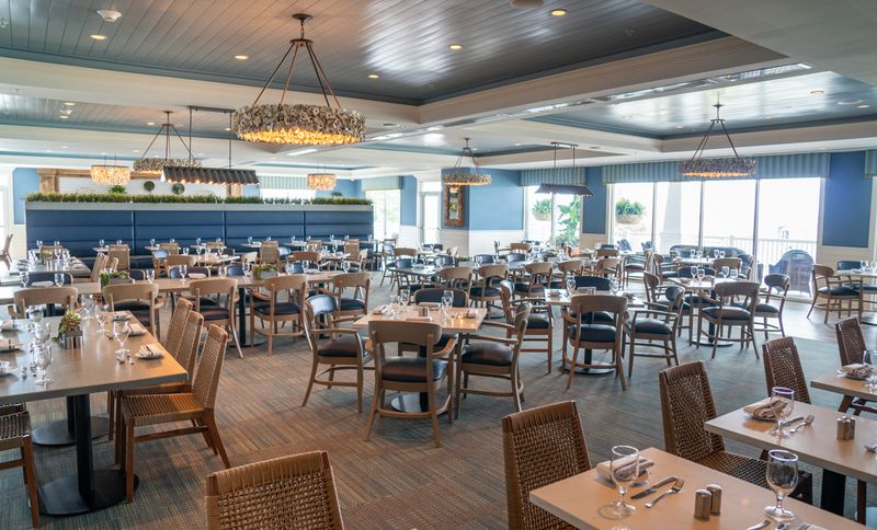 Salt Kitchen & Bar - Beach Haven Salt Kitchen & Bar - Beach Haven