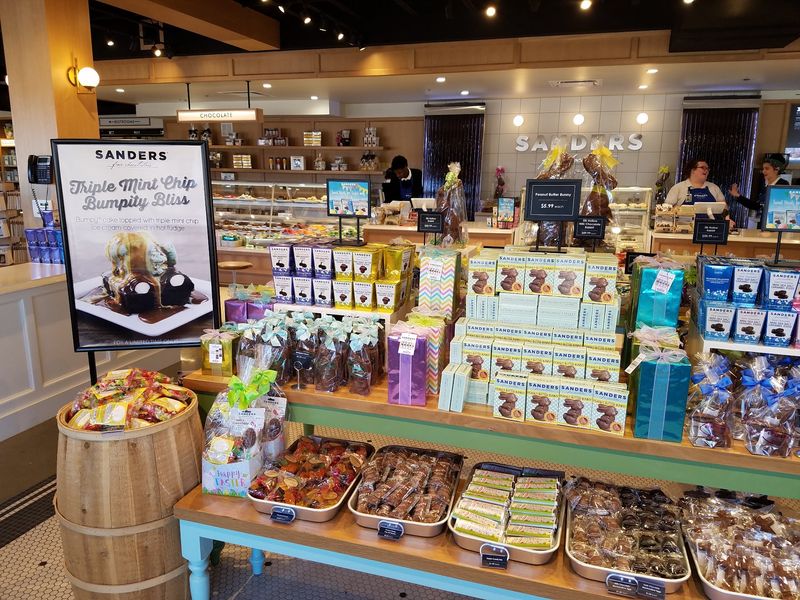 Sanders Chocolate & Ice Cream Shoppe - Clinton Township