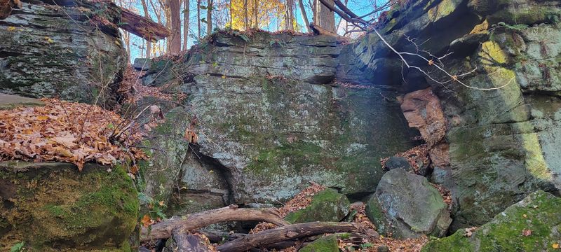 Sandstone Walls With Drama