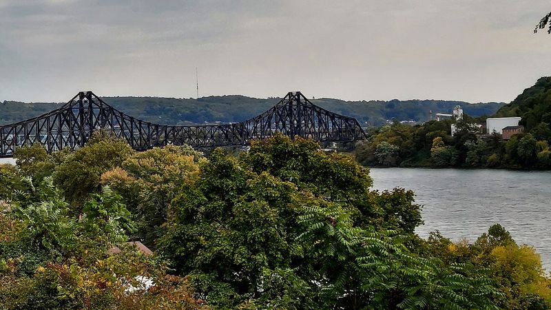Seasonal Downtown Energy Worth Catching