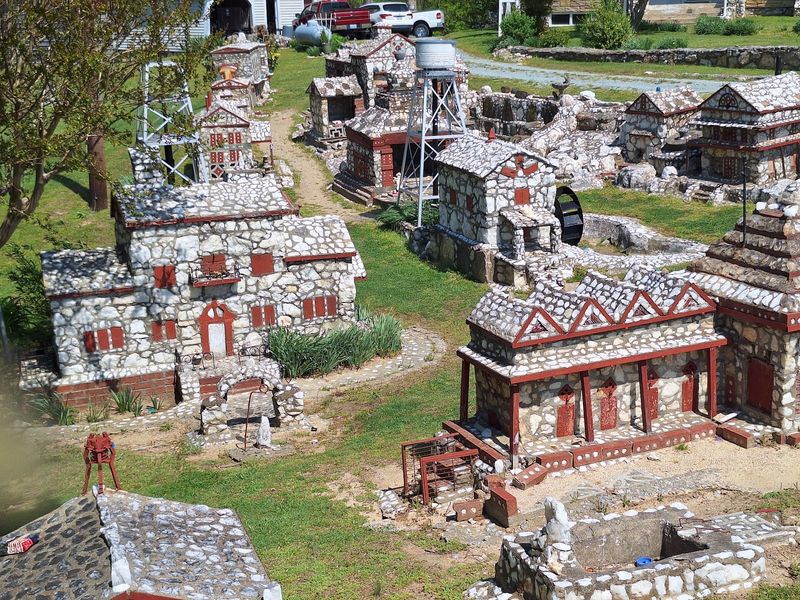 Shangri-La Stone Village Shangri-La Stone Village