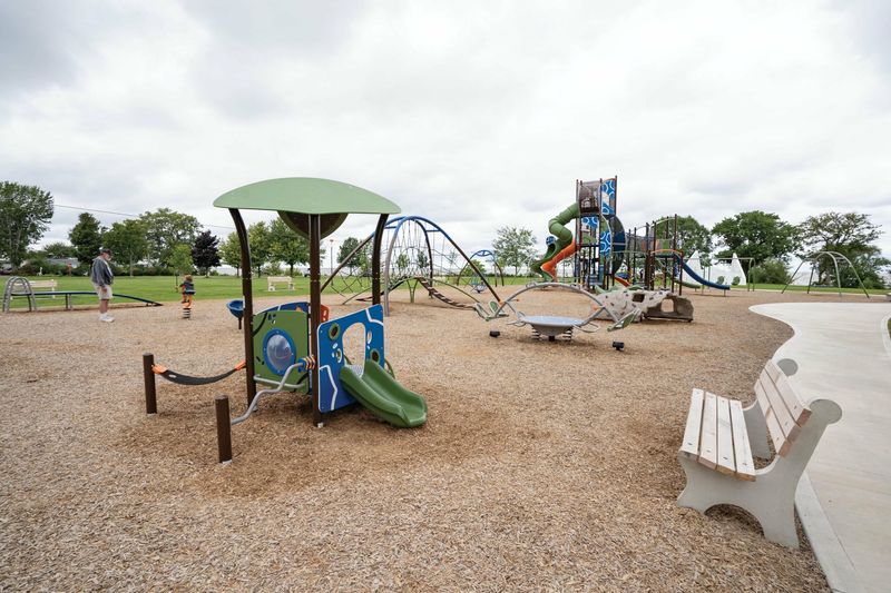 Sherod Park's Wide Views Sherod Park's Wide Views
