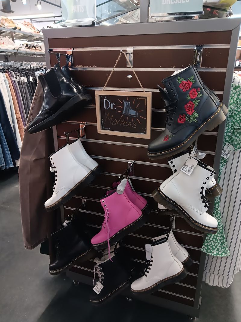 Shoes That Can Steal The Whole Trip Shoes That Can Steal The Whole Trip