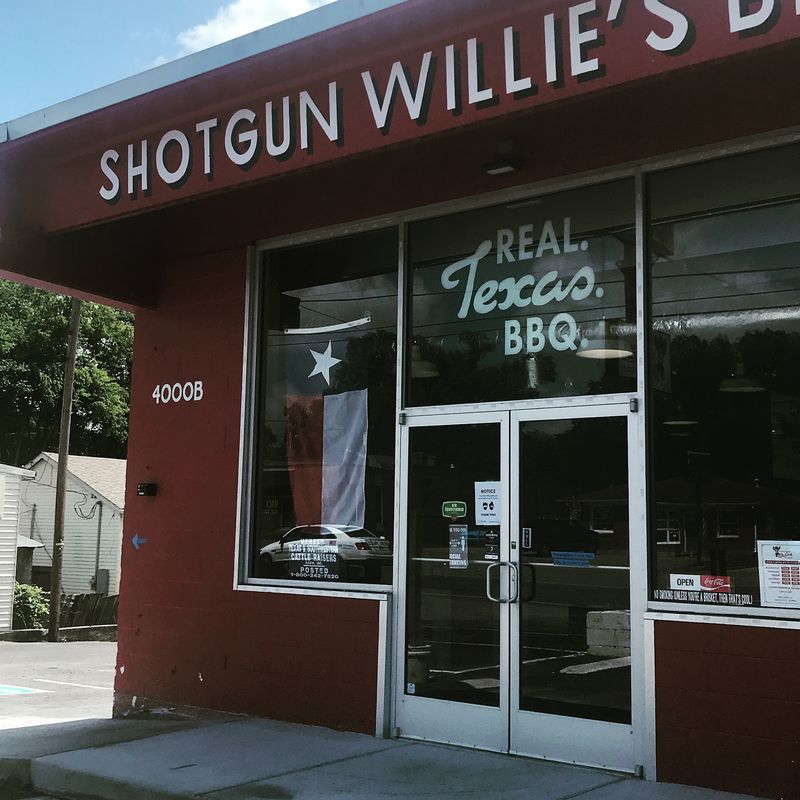 Shotgun Willie's BBQ, Madison