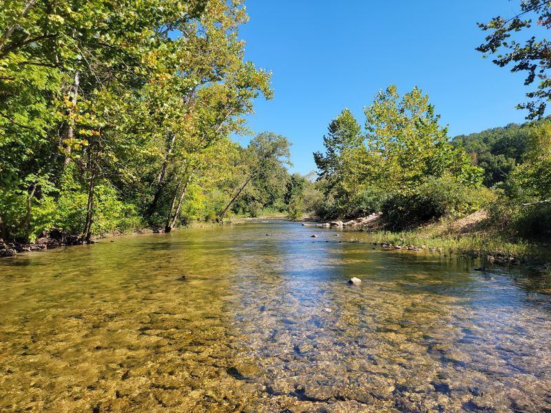 Sinking Creek Brings the Calm Sinking Creek Brings the Calm