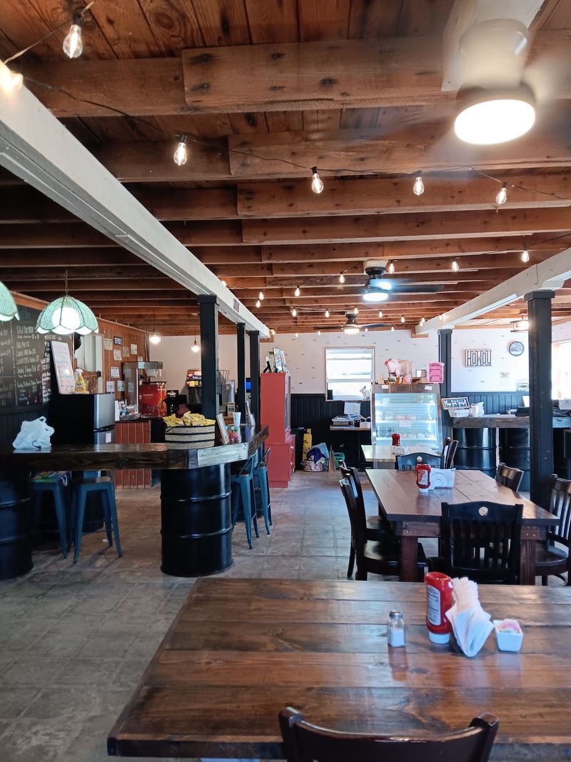 Small Town Junction BBQ, Coalmont Small Town Junction BBQ, Coalmont