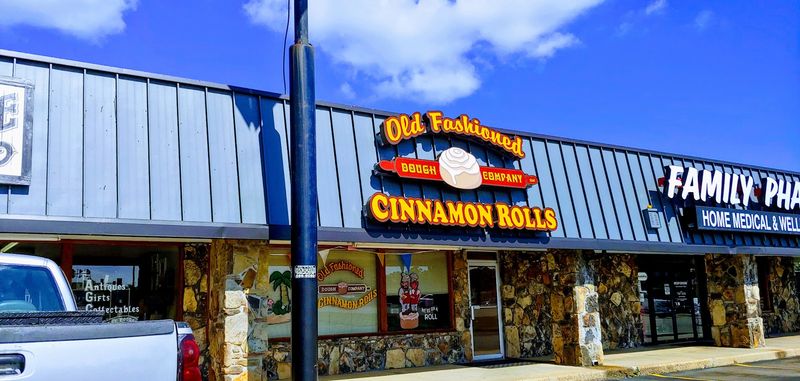 Small-Town Location With Big Ozarks Flavor Small-Town Location With Big Ozarks Flavor