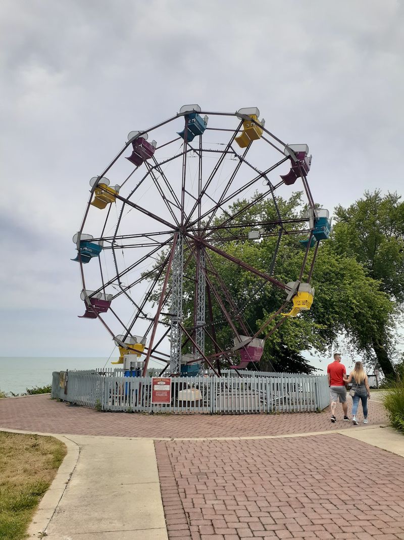 Small-Town Size Makes Weekends Less Stressful Small-Town Size Makes Weekends Less Stressful