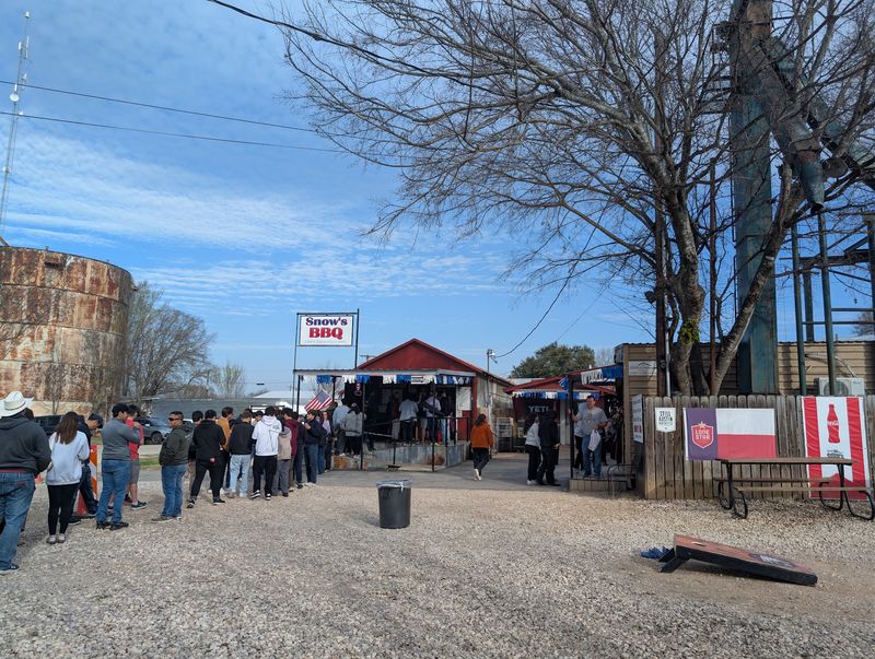 Snow's BBQ – Saturday-Only Barbecue Pilgrimage (Lexington) Snow's BBQ – Saturday-Only Barbecue Pilgrimage (Lexington)