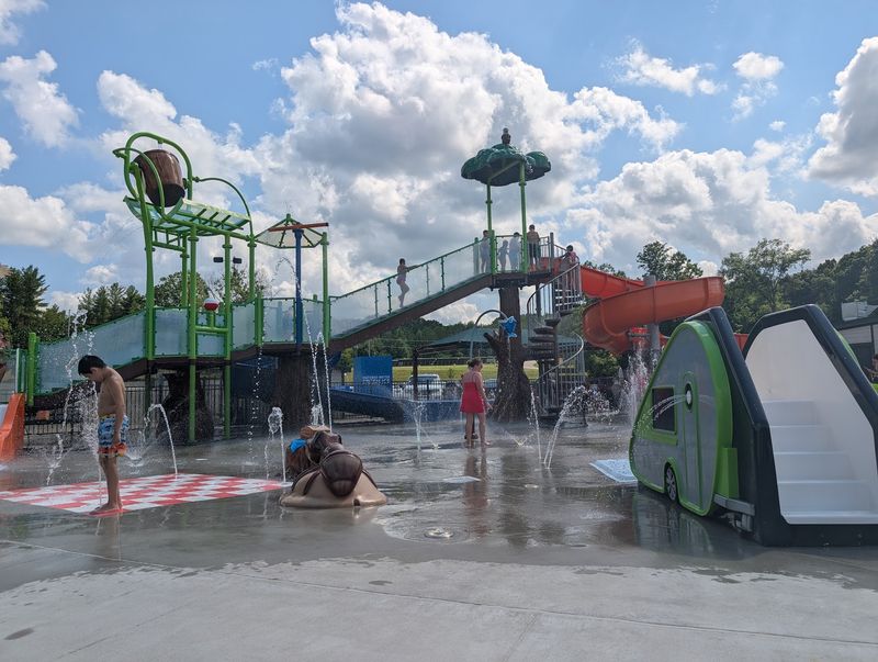 Splash Pad Fun For Kids Who Need More Than Sand Splash Pad Fun For Kids Who Need More Than Sand