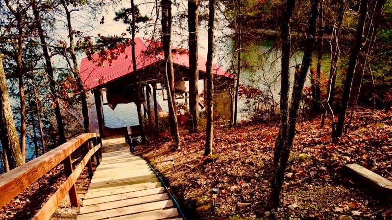 Spring City, Tennessee - Watts Bar Lake Spring City, Tennessee - Watts Bar Lake