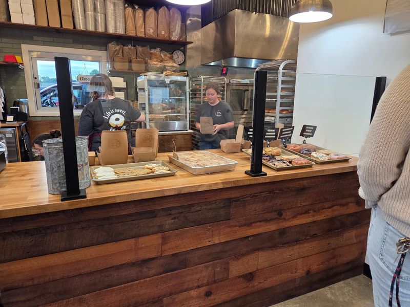 Step Inside This Cozy Knoxville Doughnut Shop