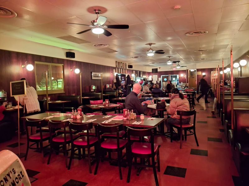Step Into Old-School Atlantic City at Tony’s Baltimore Grill Step Into Old-School Atlantic City at Tony’s Baltimore Grill