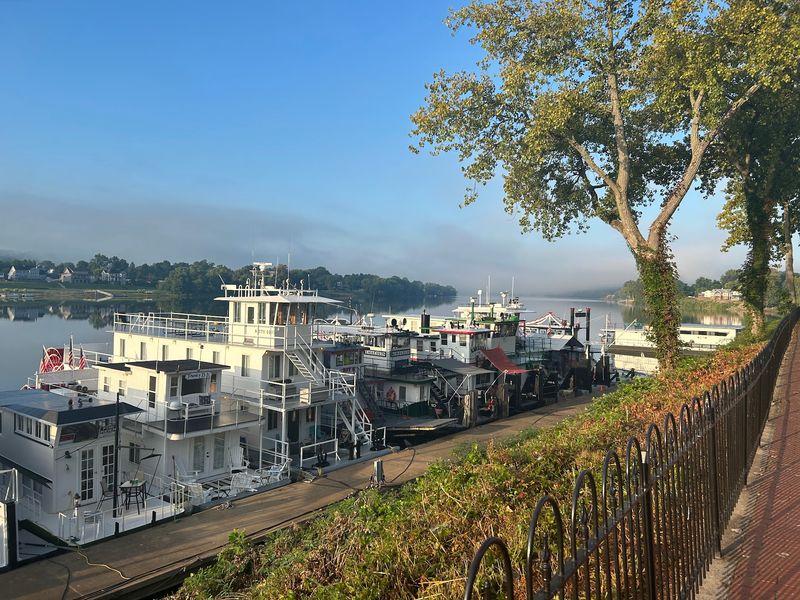 Sternwheelers Give The Festival Its Character