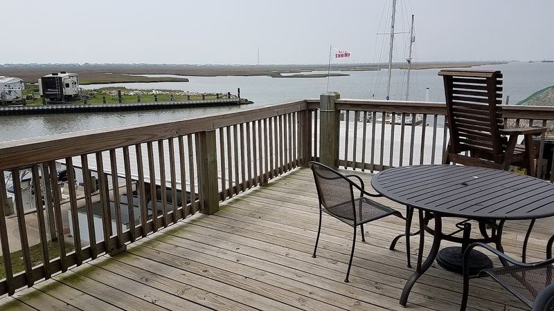 Stingaree Restaurant & Marina (Crystal Beach) Stingaree Restaurant & Marina (Crystal Beach)