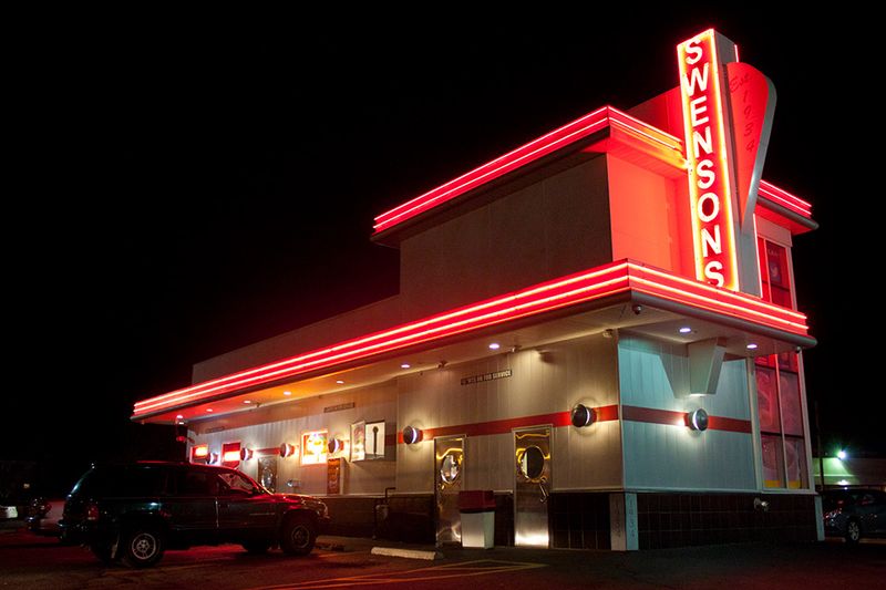 Swensons Drive-In, Akron