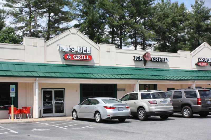 TJ’s Deli & Grill