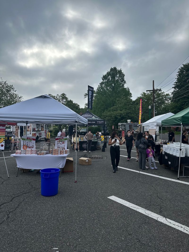 Teaneck Farmers' Market - Teaneck Teaneck Farmers' Market - Teaneck