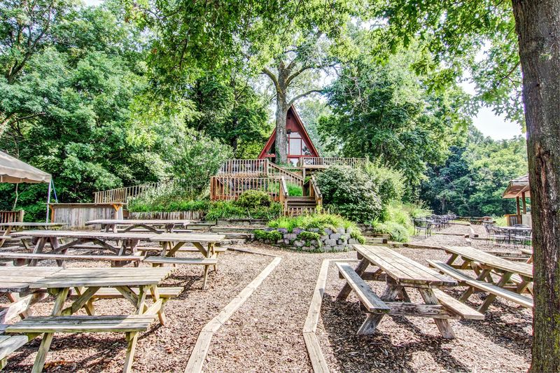 The A-Frame Winegarden on The Blufftop at Rocheport (Rocheport)