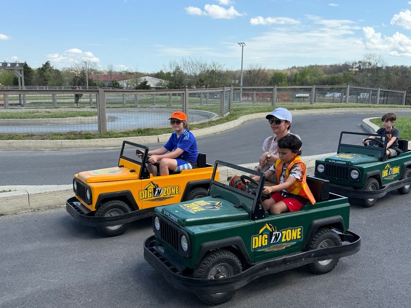 The Best Rides and Attractions for Little Builders