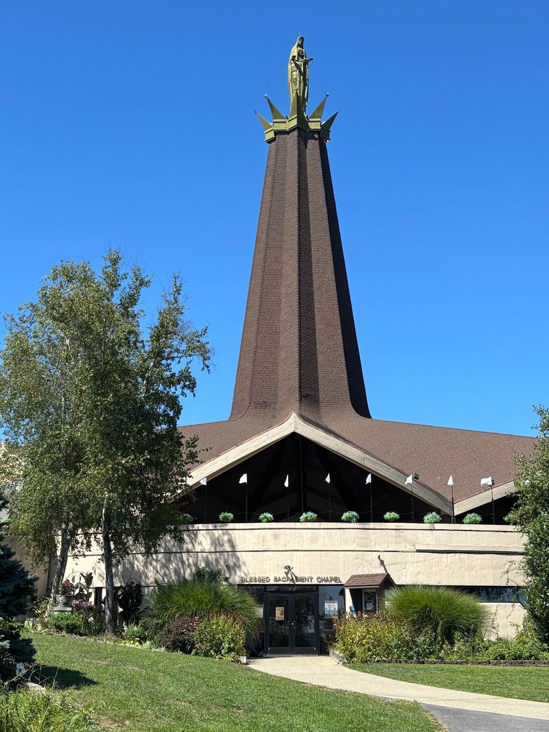 The Blue Army Shrine Brings the Spirit of Fatima to Rural New Jersey