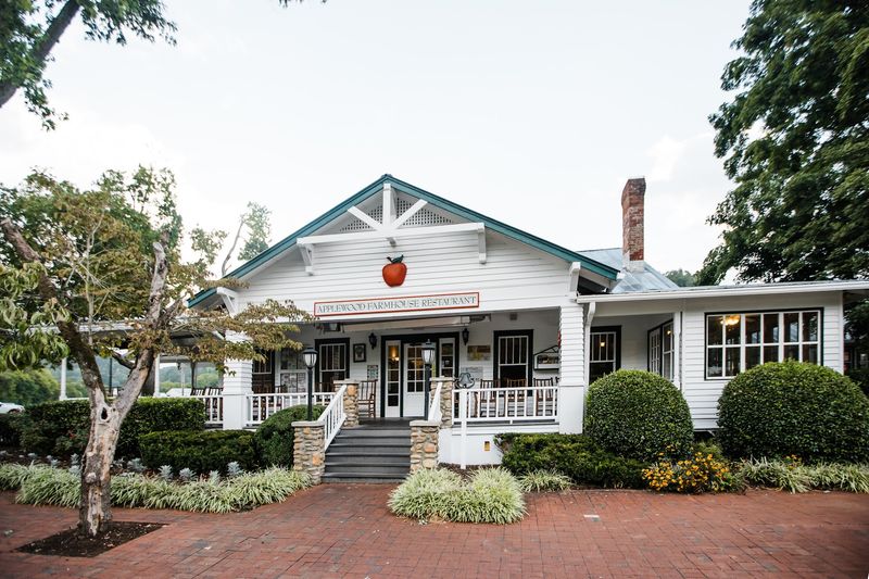 The Farmhouse Atmosphere That Transports You The Farmhouse Atmosphere That Transports You