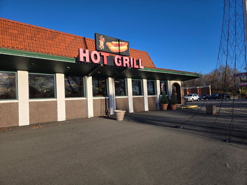 The Hot Grill - Clifton