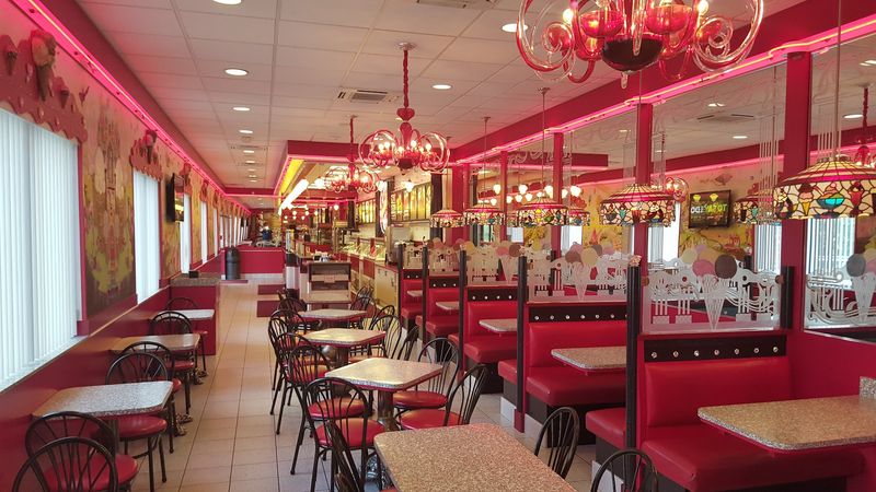 The Ice Cream Parlor Steals Plenty of Attention The Ice Cream Parlor Steals Plenty of Attention