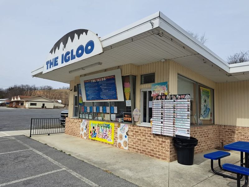 The Igloo Soft Freeze, New Paris, PA