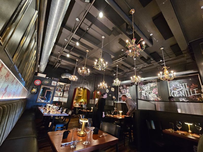 The Knoxville Italian Restaurant Everyone Is Willing to Wait For The Knoxville Italian Restaurant Everyone Is Willing to Wait For